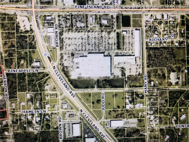SUPER WALMART NEXT TO LAND SITE