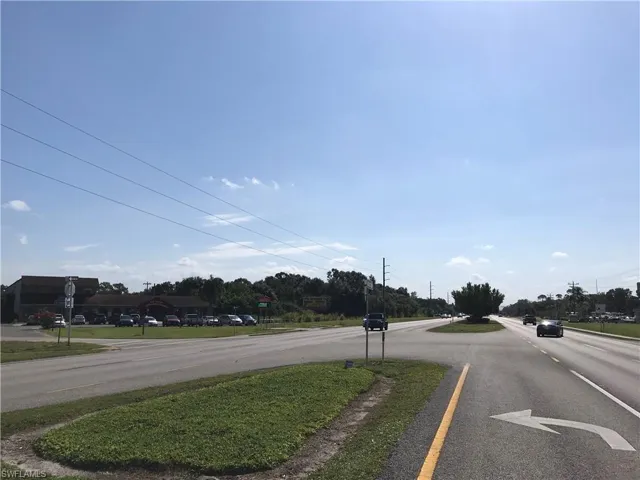 N-41 FACING SOUTH-FULL MEDIAN CUT