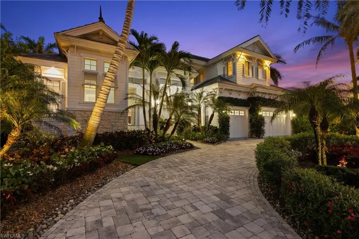 532 Pine Grove Ln, Naples, Florida 34103
