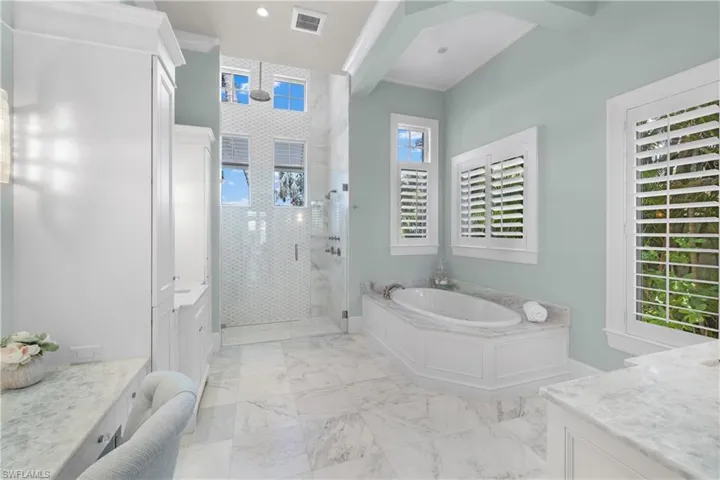 532 Pine Grove Ln, Naples, Florida 34103