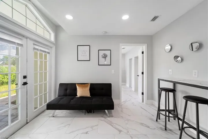 4900  Palmetto  CT, Naples, FL 34112
