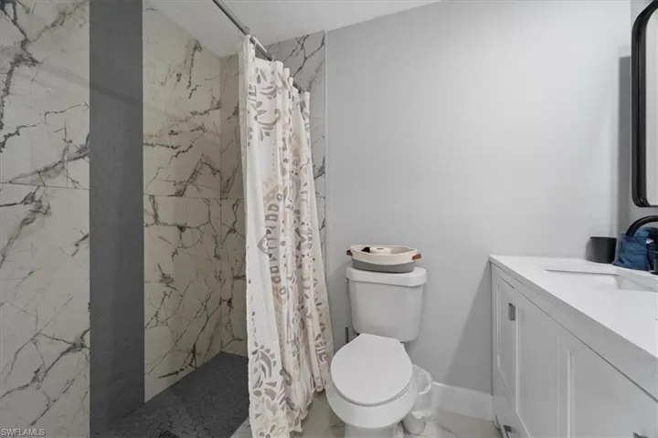 4900  Palmetto  CT, Naples, FL 34112