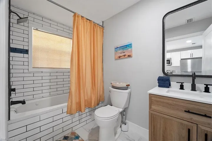 4900  Palmetto  CT, Naples, FL 34112