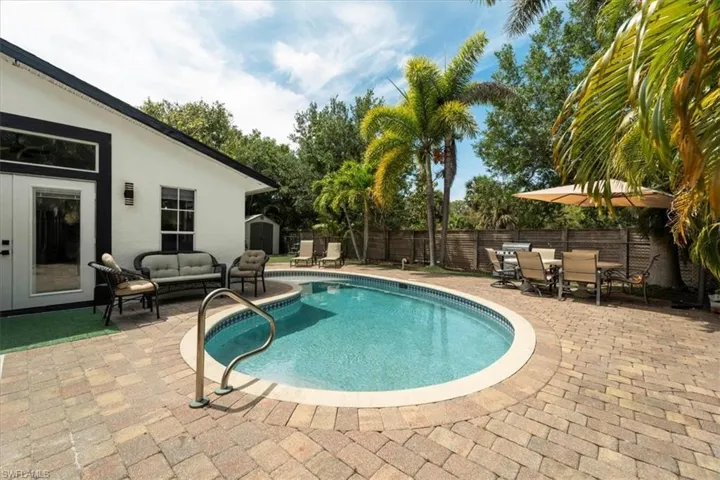 4900  Palmetto  CT, Naples, FL 34112