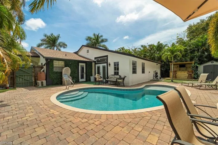 4900  Palmetto  CT, Naples, FL 34112