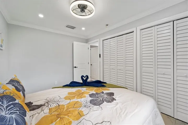 4900  Palmetto  CT, Naples, FL 34112