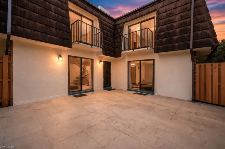 1418 Park Shore Cir 3, Fort Myers, Florida 33901