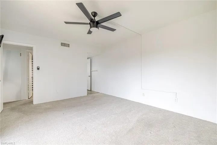1418 Park Shore Cir 3, Fort Myers, Florida 33901