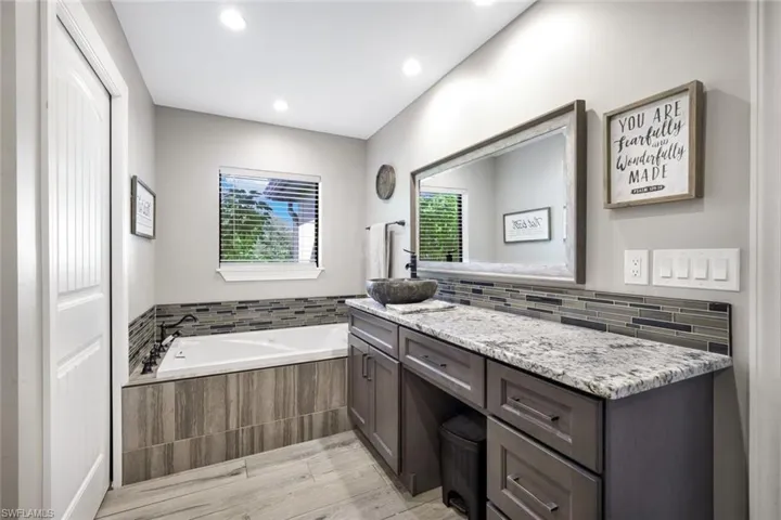 1800 30th Pl, Cape Coral, Florida 33993