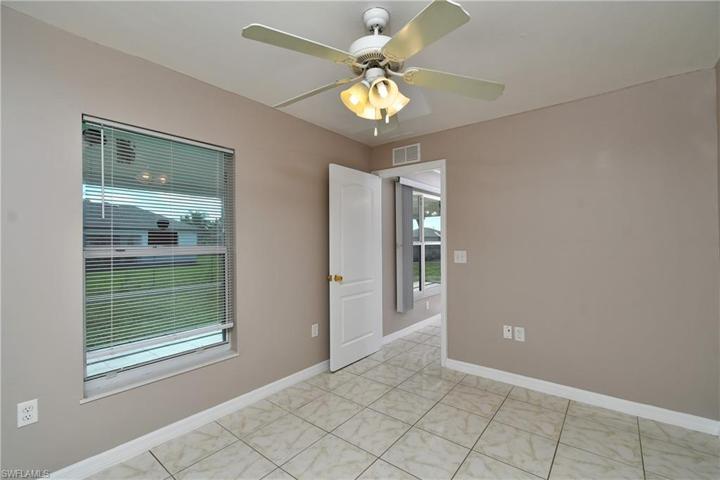 Bonus room.
