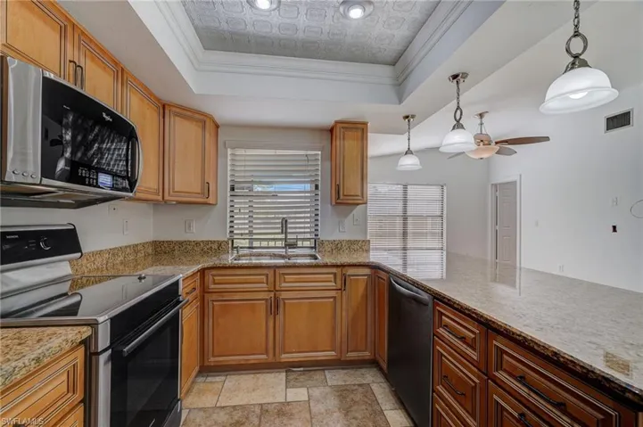 1029 SE 18th PL, CAPE CORAL FL 33990