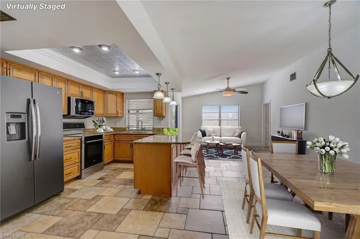 1029 SE 18th PL, CAPE CORAL FL 33990