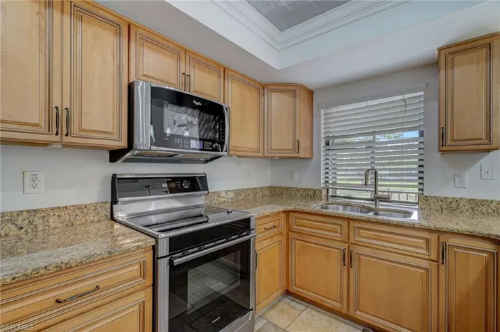 1029 SE 18th PL, CAPE CORAL FL 33990