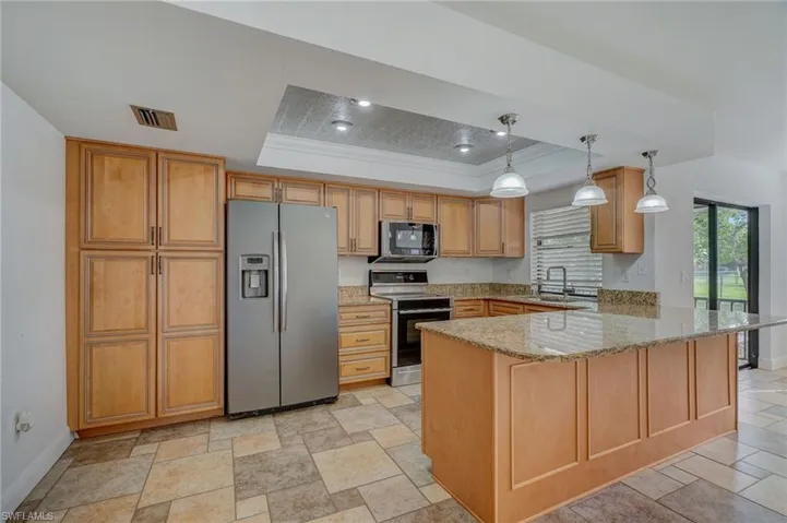 1029 SE 18th PL, CAPE CORAL FL 33990