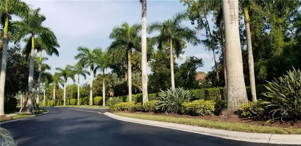 7745  Woodbrook  CIR, Naples, FL 34104
