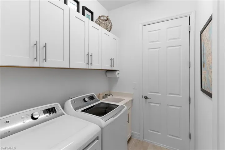 14619 Blue Bay Cir, Fort Myers, Florida 33913