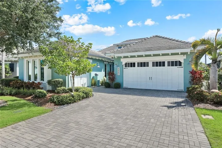 6460 Pembroke Way, Naples, Florida 34113
