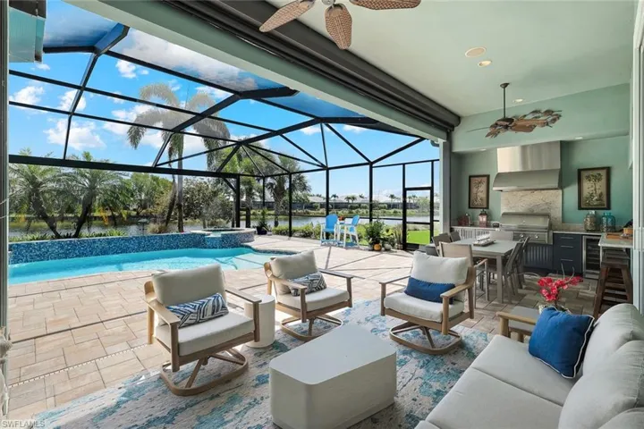 6460 Pembroke Way, Naples, Florida 34113