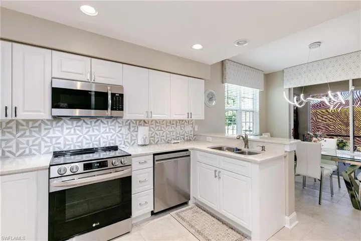 16227  Coco Hammock  WAY, Fort Myers, FL 33908