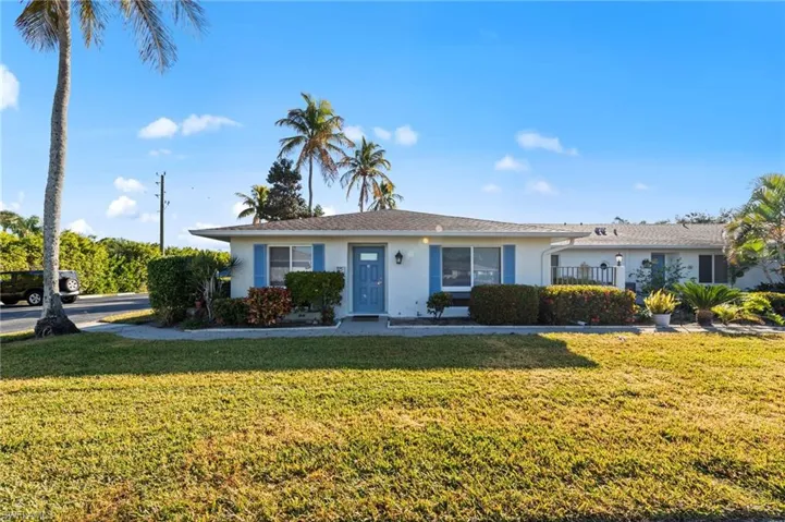 87  Glades  BLVD, Naples, FL 34112