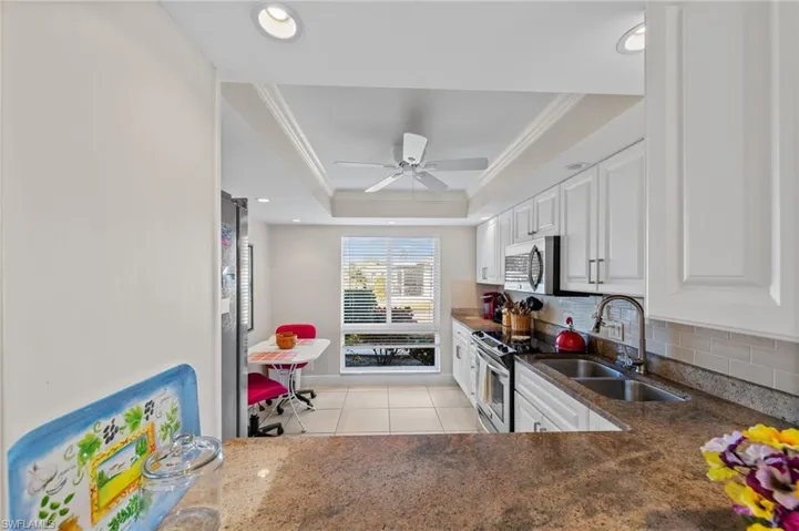 87  Glades  BLVD, Naples, FL 34112