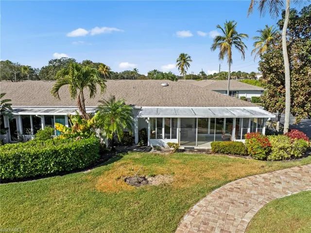 87  Glades  BLVD, Naples, FL 34112