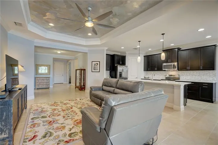 3692 Canopy CIR, NAPLES FL 34120