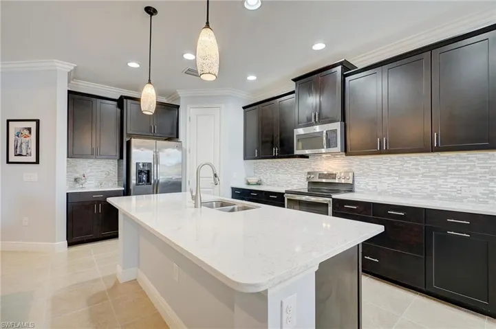 3692 Canopy CIR, NAPLES FL 34120