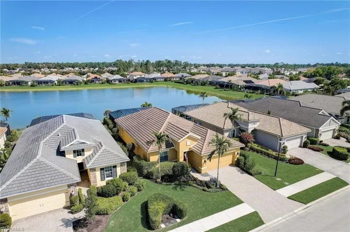 3692 Canopy CIR, NAPLES FL 34120