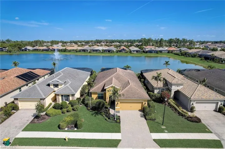 3692 Canopy CIR, NAPLES FL 34120