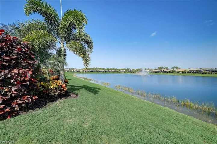 3692 Canopy CIR, NAPLES FL 34120