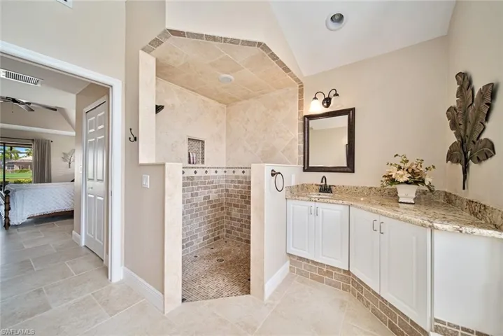 15541 Fiddlesticks BLVD, FORT MYERS FL 33912