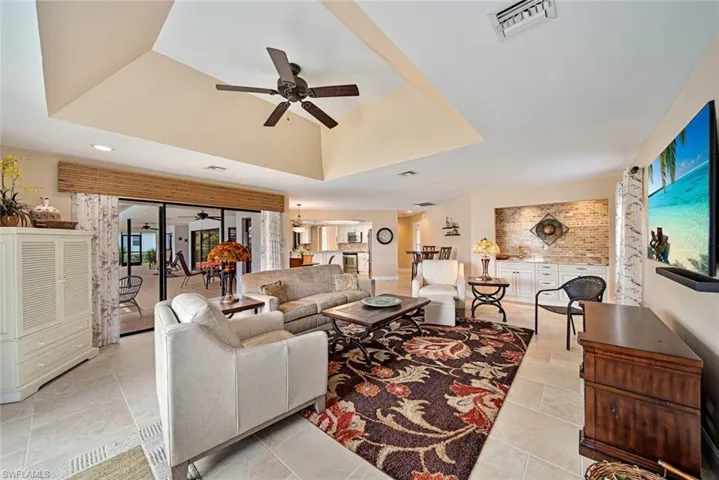 15541 Fiddlesticks BLVD, FORT MYERS FL 33912