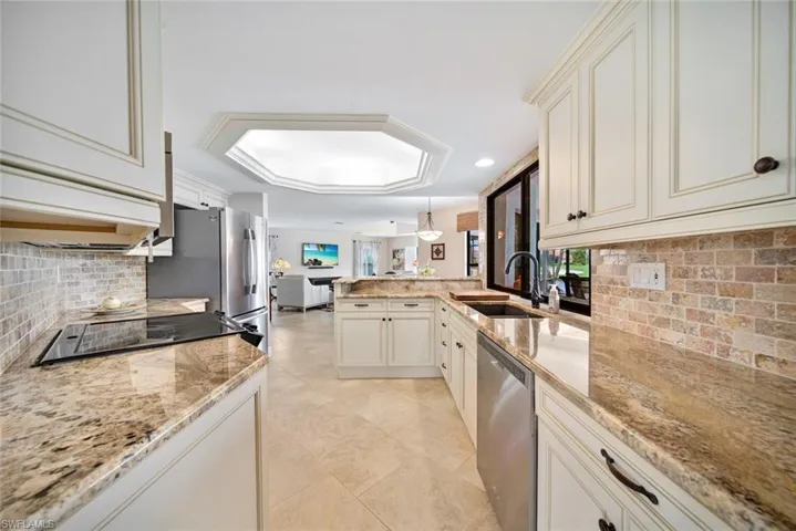 15541 Fiddlesticks BLVD, FORT MYERS FL 33912