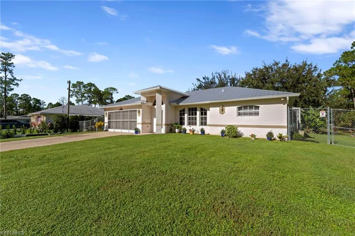 1111 Calvin Ave, Lehigh Acres, Florida 33972