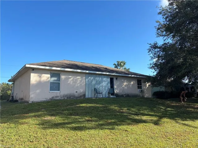 9221  Buckingham  RD, Fort Myers, FL 33905