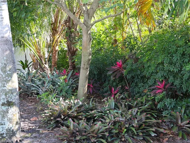 2554 Outrigger Ln, Naples, Florida 34104