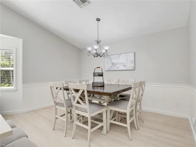 2554 Outrigger Ln, Naples, Florida 34104