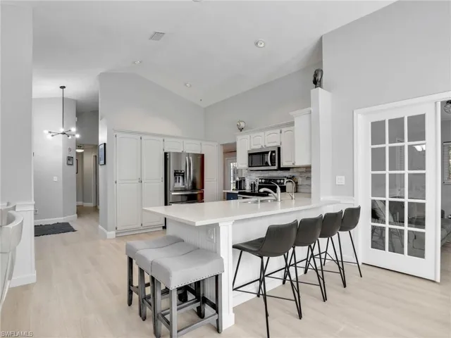 2554 Outrigger Ln, Naples, Florida 34104