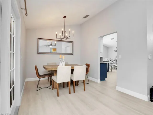 2554 Outrigger Ln, Naples, Florida 34104