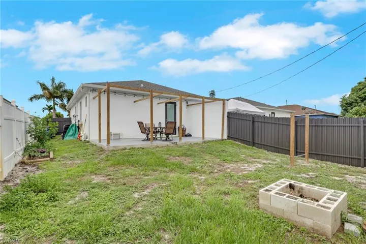 11563 Saunders Ave, Bonita Springs, Florida 34135