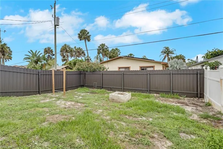 11563 Saunders Ave, Bonita Springs, Florida 34135