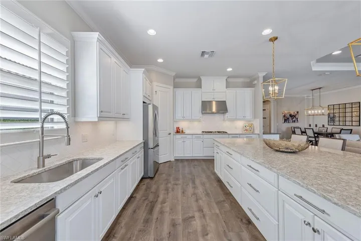 3317 Belon Ln, Naples, Florida 34114