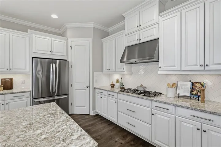3317 Belon Ln, Naples, Florida 34114