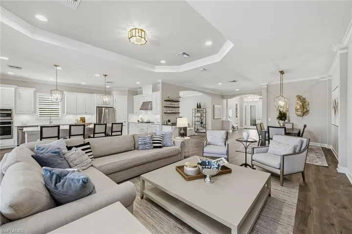 3317 Belon Ln, Naples, Florida 34114