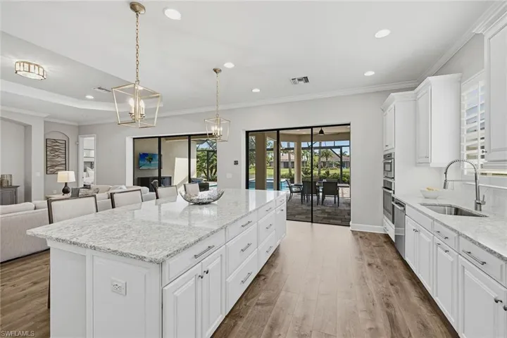 3317 Belon Ln, Naples, Florida 34114