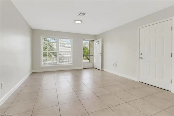 Light & bright great room