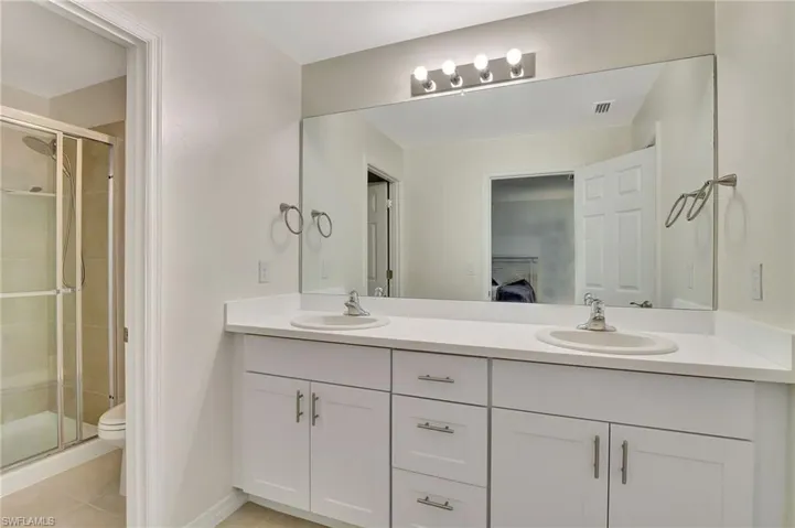 15489 Wildflower Cir, Naples, Florida 34119