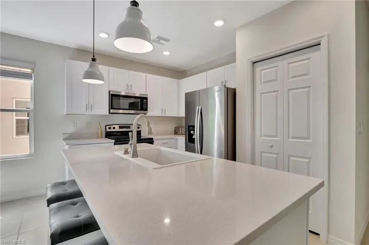 15489 Wildflower Cir, Naples, Florida 34119