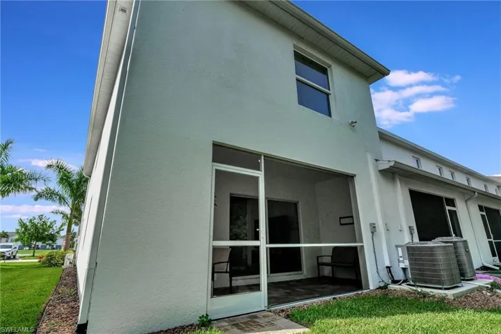 15489 Wildflower Cir, Naples, Florida 34119